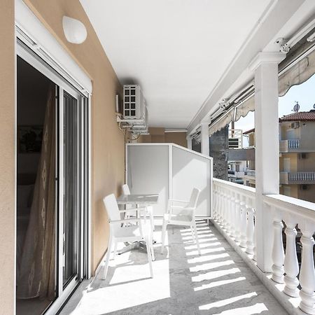 Apartamento Blue Flag, Nilie Hospitality Mgmt Olympiakí Aktí Exterior foto