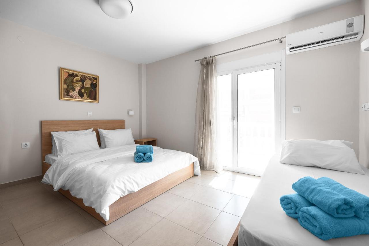Apartamento Blue Flag, Nilie Hospitality Mgmt Olympiakí Aktí Exterior foto
